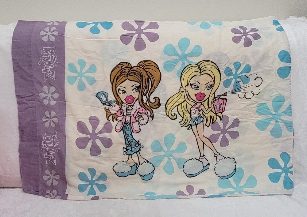 Vintage BRATZ Dolls Reversible Pillow Case